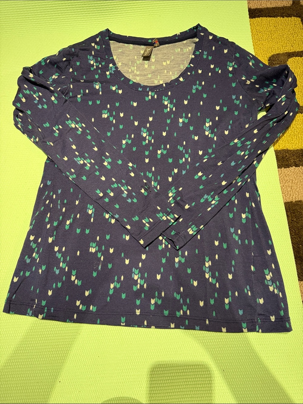 Ibex 100% merino women's base layer top size M